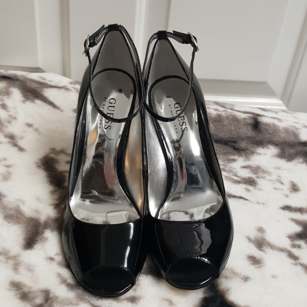 Guess by Marciano Stilettos Black EUC 8.5